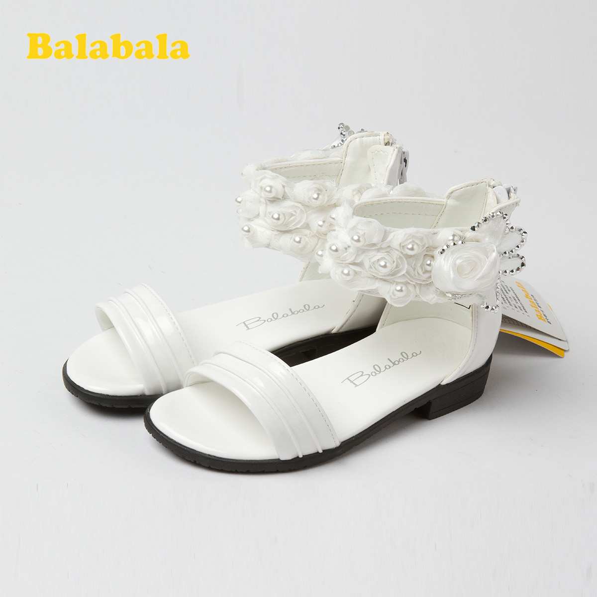 巴拉巴拉童鞋加盟图片