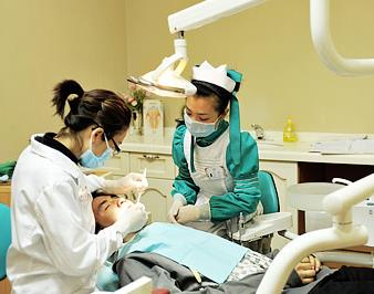 亚非牙科医院加盟实例图片
