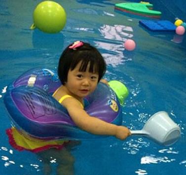 猪贝贝婴幼儿游泳馆加盟图片