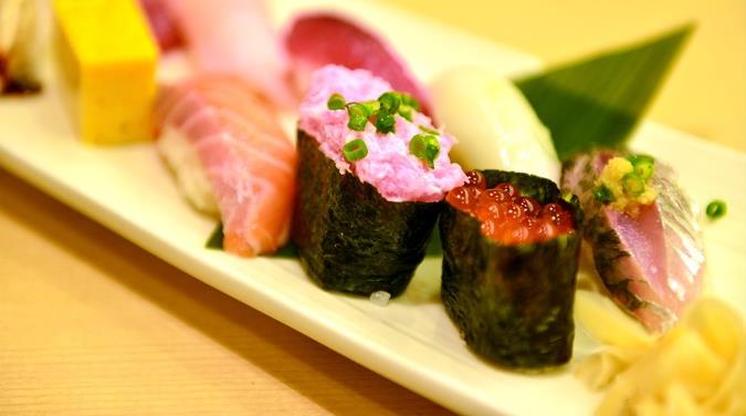 樱花一番寿司拉面加盟