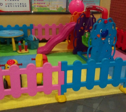 儿童室内游乐园加盟案例图片