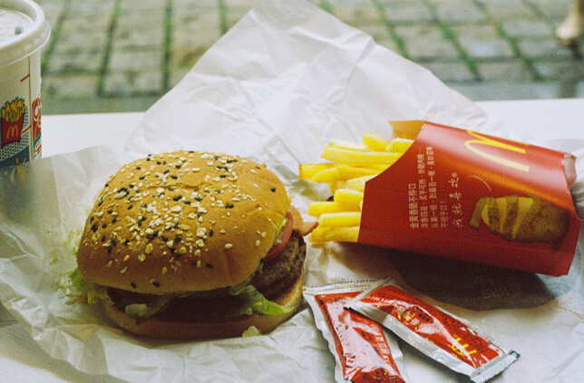 加盟麦当劳多少钱