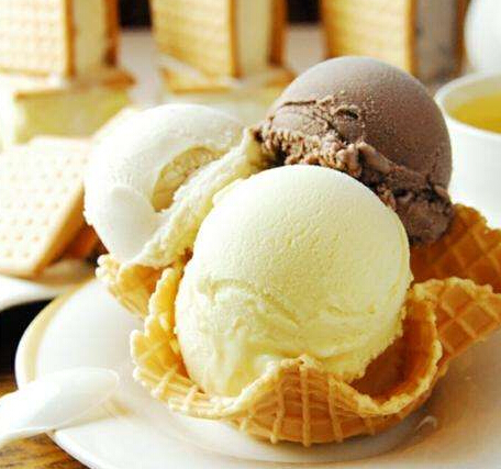 饮悦工坊冰淇淋加盟图片