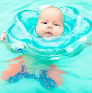 倍亲婴幼儿游泳加盟图片