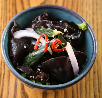 卢小鱼酸菜啵啵鱼加盟图片7
