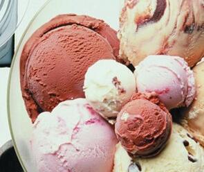 蓝调High歌意式冰淇淋加盟实例图片