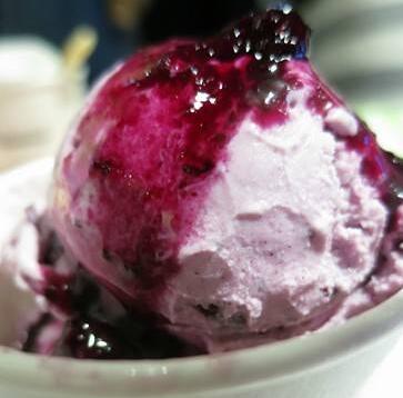 蓝莓雪派冰淇淋店面效果图