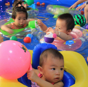 乐尔婴幼儿游泳馆加盟案例图片
