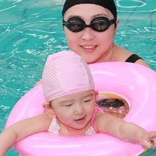 婴侣王子婴儿游泳加盟案例图片