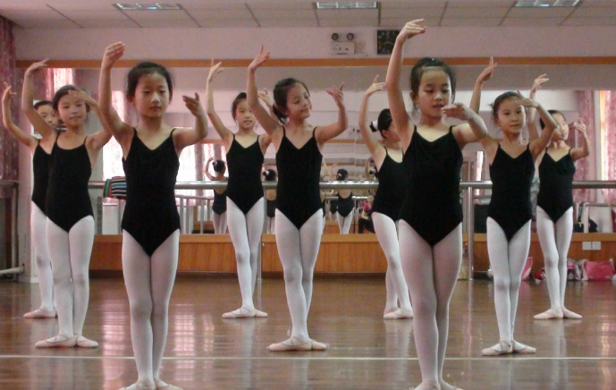 俊菊芭蕾舞蹈艺术培训加盟