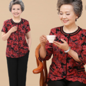 京枫中老年服装加盟图片