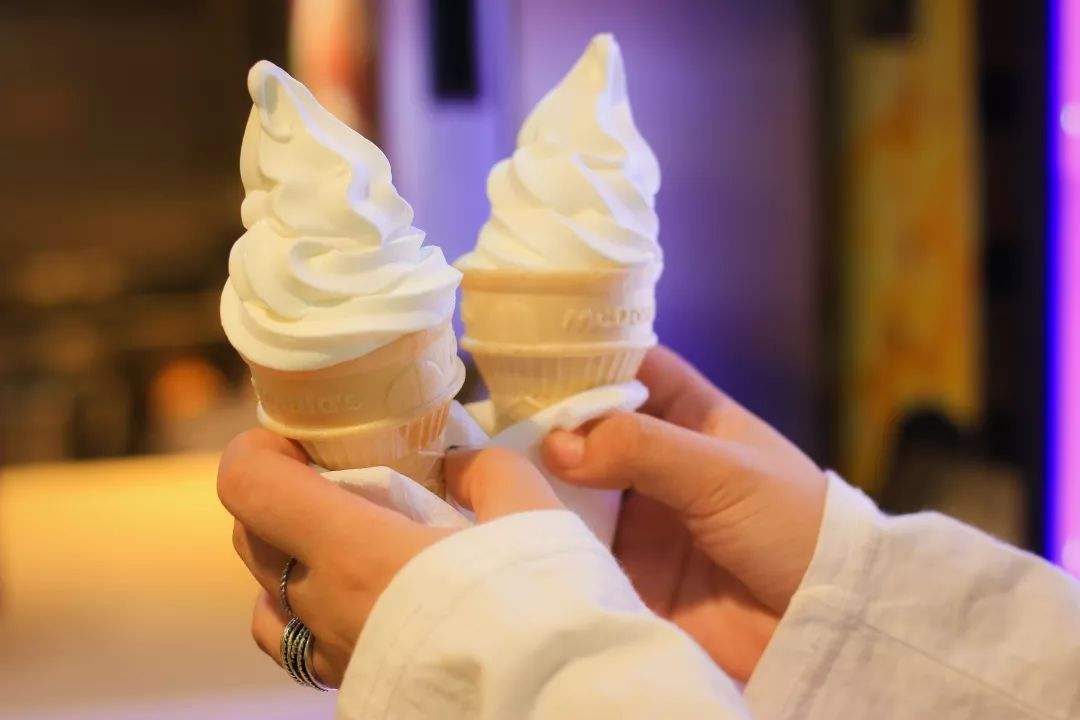 冰淇淋 冰淇淋