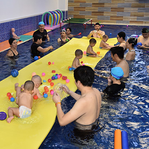 泡泡乐婴幼儿游泳馆加盟案例图片