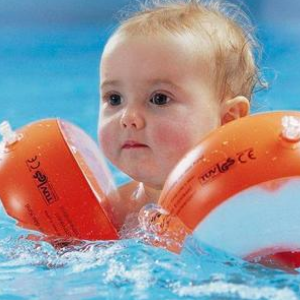 芒果映像婴幼儿童游泳加盟实例图片