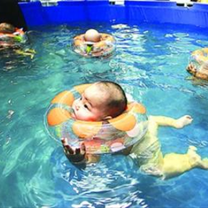 爱儿美婴儿游泳馆加盟案例图片