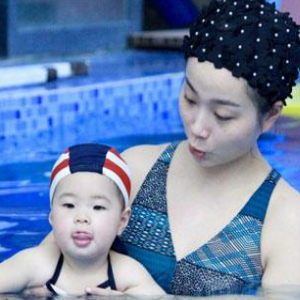 青青宝贝婴儿游泳加盟实例图片