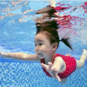 梵睿国际亲子游泳加盟图片