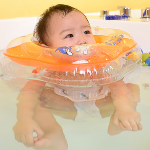 三瑟海婴幼儿游泳加盟实例图片