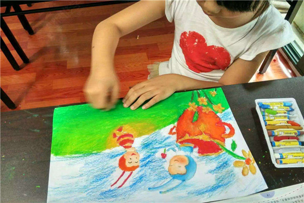 儿童创意美术