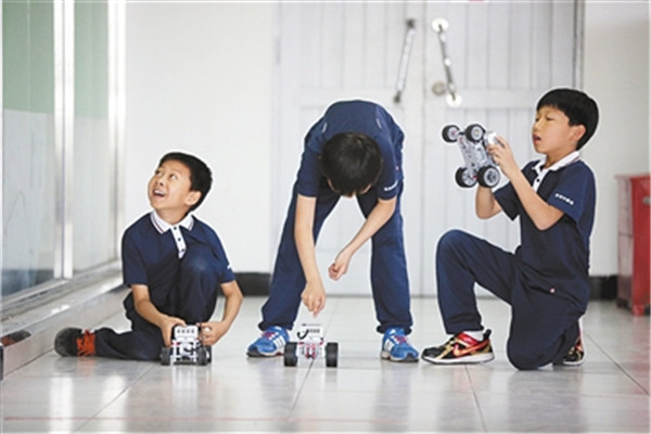 玛酷机器人教育，有助于培养青少年综合素质