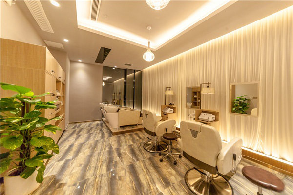 头等大事养发馆加盟