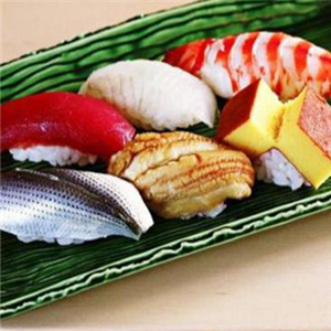 镜寿司加盟实例图片