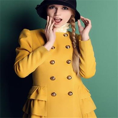 七色秀女装加盟实例图片