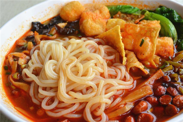 卷味螺蛳粉口感畅爽