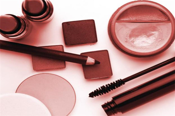 鲜女化妆品加盟