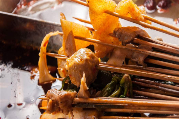 唇香串串香加盟