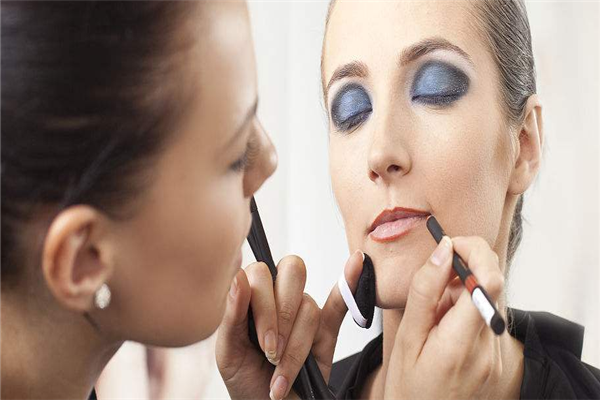 笛香·麗膚尚品加盟