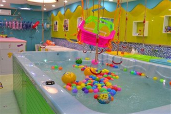 悦儿湾婴童SPA水育乐园加盟