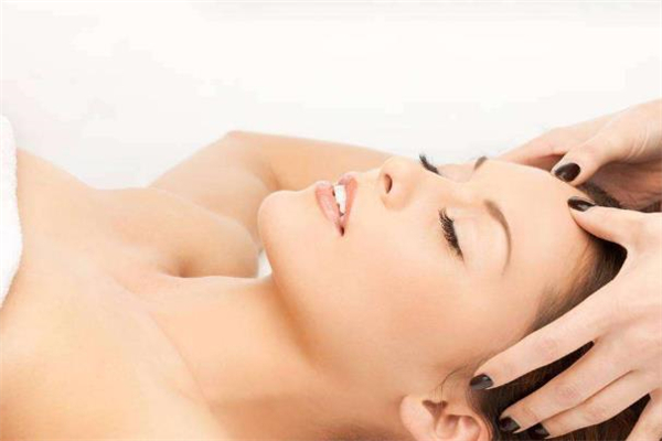 爱情密码18美容SPA加盟