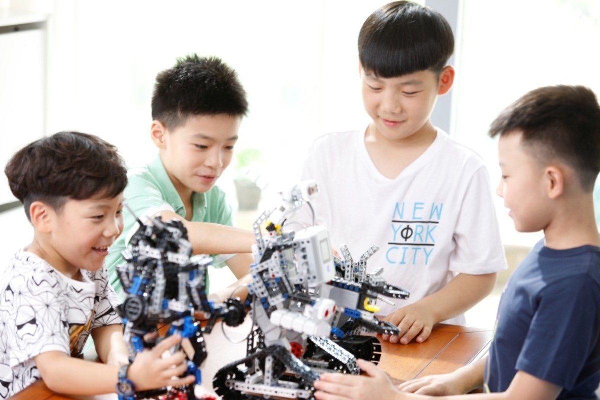 泺喜机器人可开发儿童动手能力
