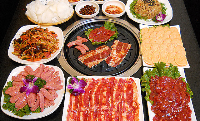 韩式烤肉自助餐加盟