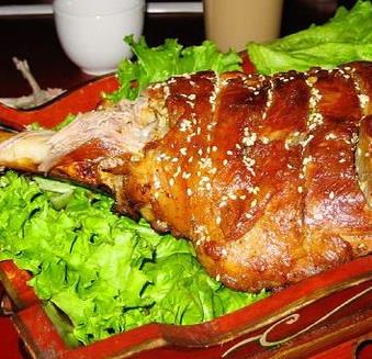 胡杨林新疆特色餐厅加盟案例图片