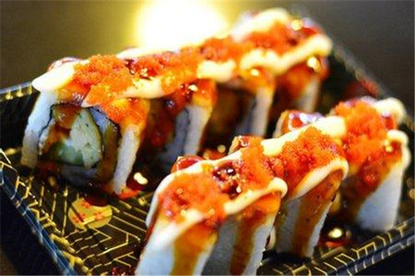 寿司——照烧鱼子酱寿司