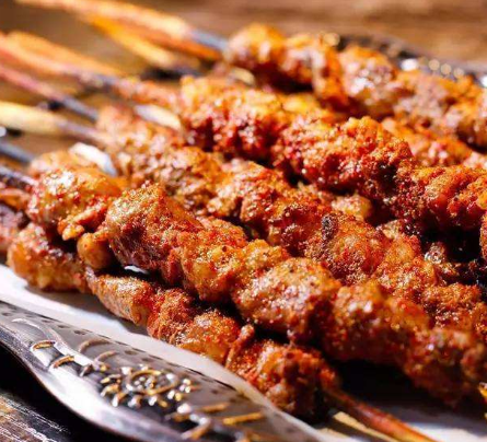 新疆和田玉石艾孜孜烤羊肉加盟实例图片