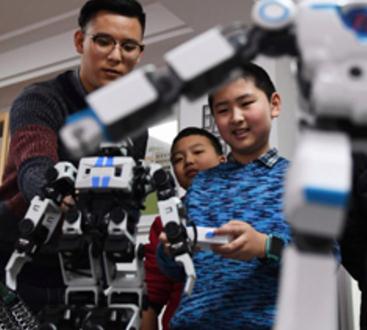 韩博士机器人教育加盟图片