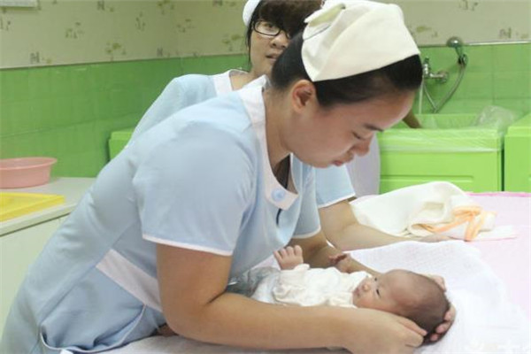 红房子母婴护理中心加盟