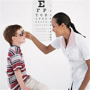 新视视力保健加盟实例图片