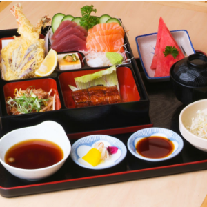 千鹤日本料理加盟图片