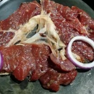 鼎中王龟锅烤肉加盟图片