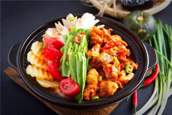 歪嘴香鸡公煲菜品.jpg