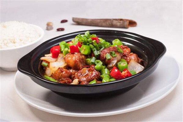歪嘴香鸡公煲.jpg