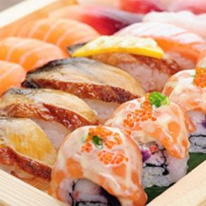 极鲜三文鱼寿司加盟实例图片