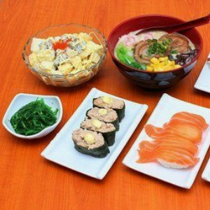 二元寿司加盟图片