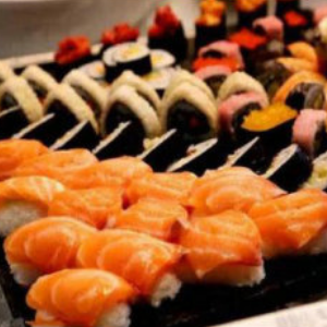 鲜品萃外带寿司加盟实例图片
