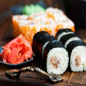 鲜品萃外带寿司加盟案例图片