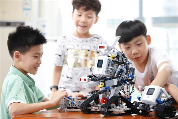 机器人教育——市场需求高